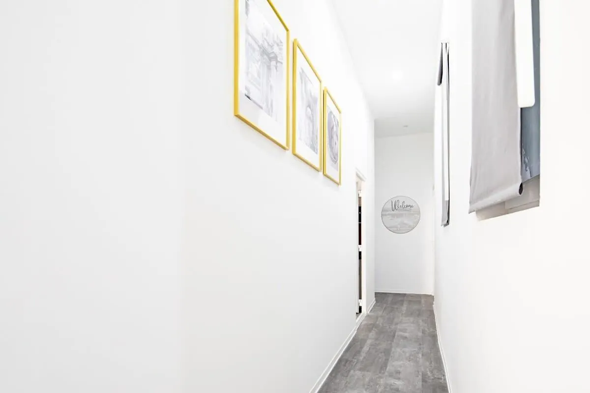 Extreme Central Modern Aircon Studio Budapest